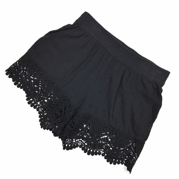 Women’s H & M Embroidered Shorts - Picture 1 of 4